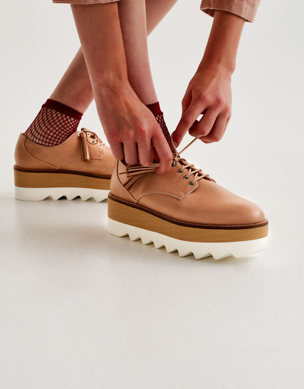 Wyprzedaż Pull & Bear: buty