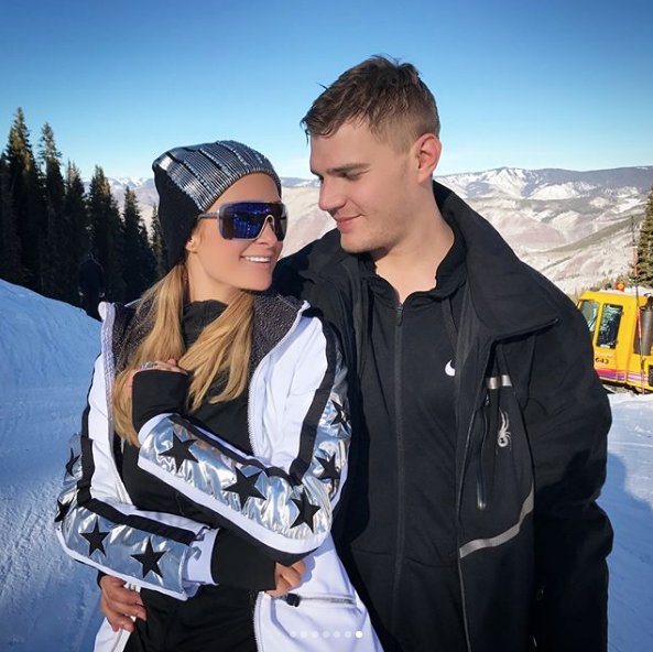 Paris Hilton zaręczyła się w Chrisem Zylką