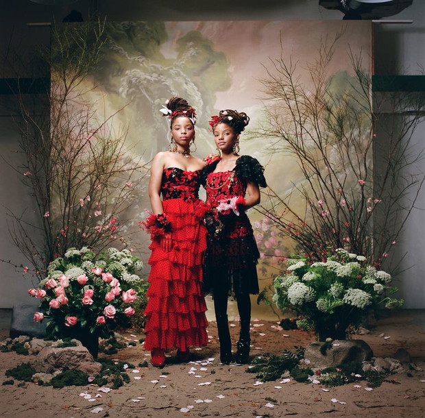 Chloe i Halle Bailey w lookbooku Rodarte jesień-zima 2018