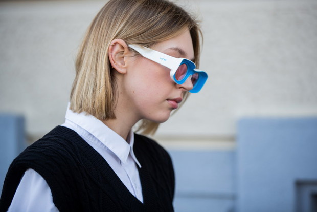 Modne okulary przeciwsłoneczne na lato: Loewe