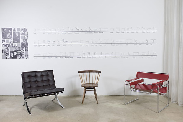 Knoll Showroom, krzesło Breuera po prawo