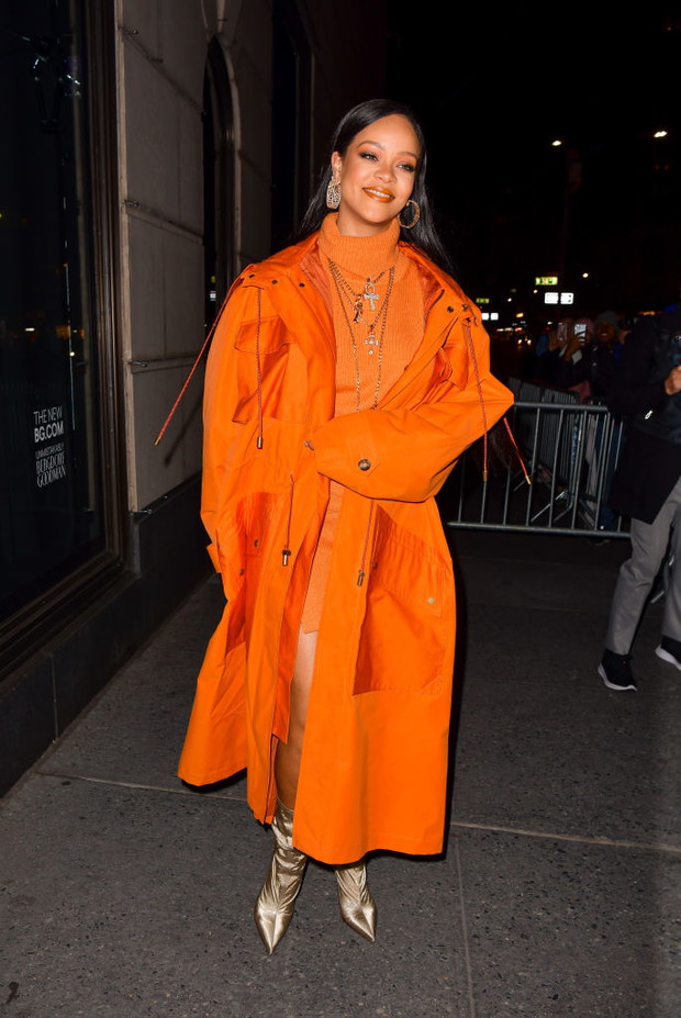 Rihanna – jak jej styl zmieniał się przez lata? Jakie marki uwielbia?