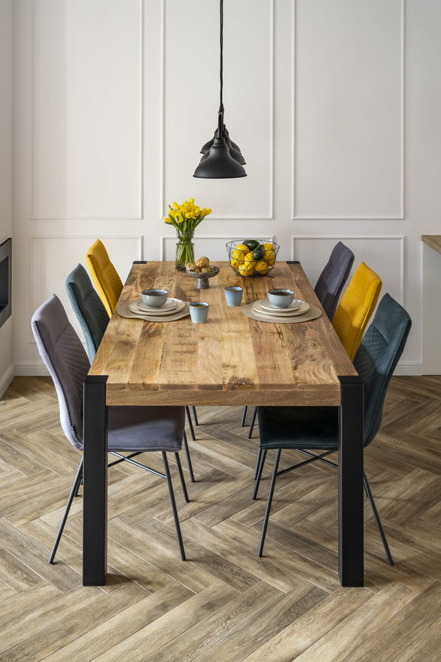 Dom pod Warszawą, projekt: Angelika Front, Katarzyna Fotek, Decoroom, stylizacja: Aleksandra Tefelska