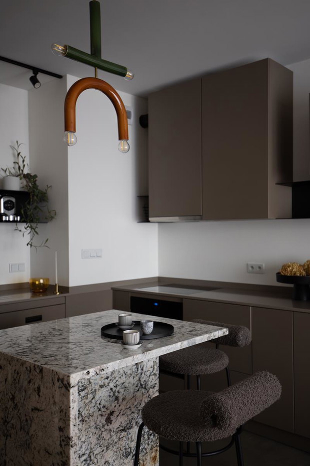 Mieszkanie z sypialnią na antresoli, Design: Architekt Magdalena Daszkiewicz, pracownia PRZESTRZENIE