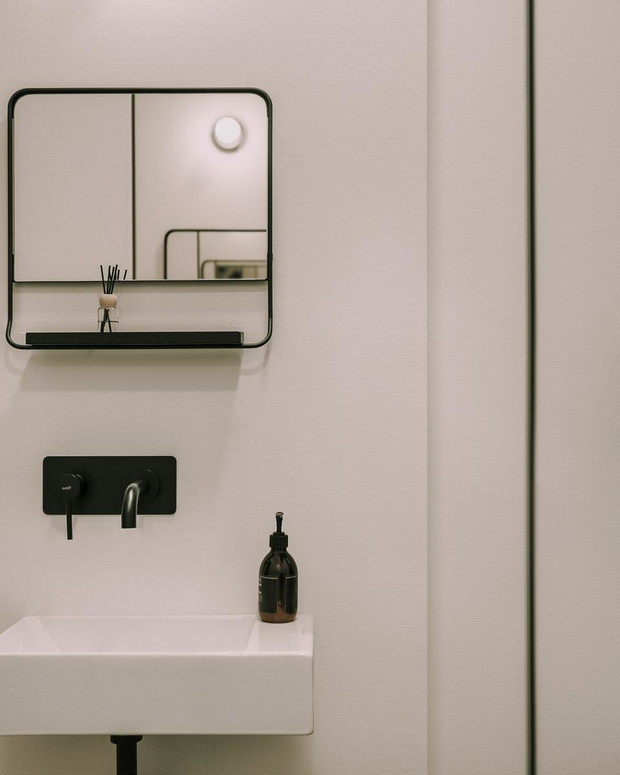 Mieszkanie z sypialnią na antresoli, Design: Architekt Magdalena Daszkiewicz, pracownia PRZESTRZENIE