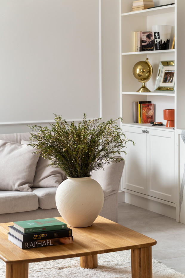 Hygge i elegancja w domu na warszawskich Zawadach, projekt: TOGETHER STUDIO