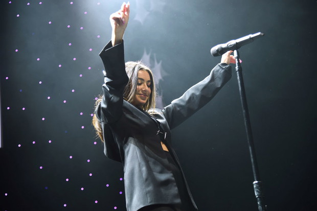 Charli XCX odważnie o tym, jak się zostaje sławną