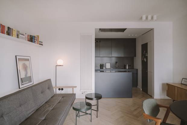 Prostota w mieszkaniu na poznańskim Łazarzu, projekt: pracownia LBWA