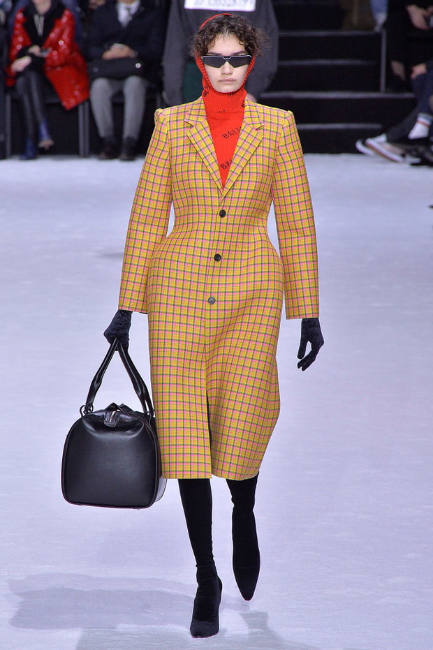 Balenciaga - zdjęcia z wybiegów