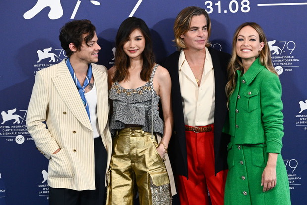 Ekipa filmu Nie martw się kochanie na Venice International Film Festival 2022
