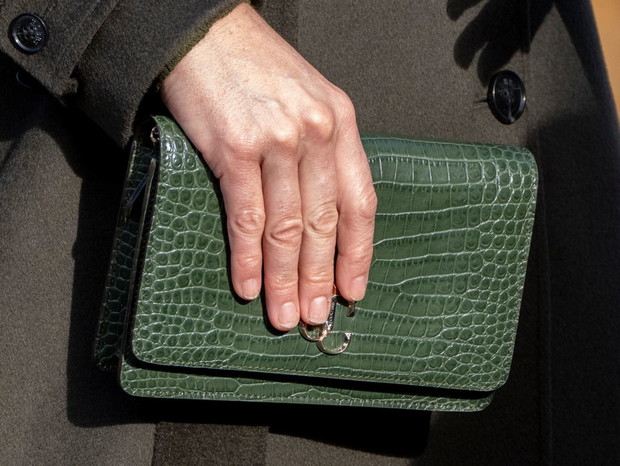 Kate Middleton w niedrogiej sukience z Mango
