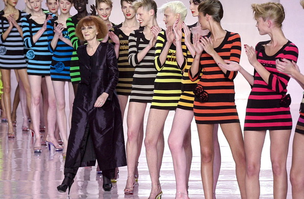 Sonia Rykiel – historia marki, która zrewolucjonizowała modę. Dlaczego słynny dom mody zbankrutował?