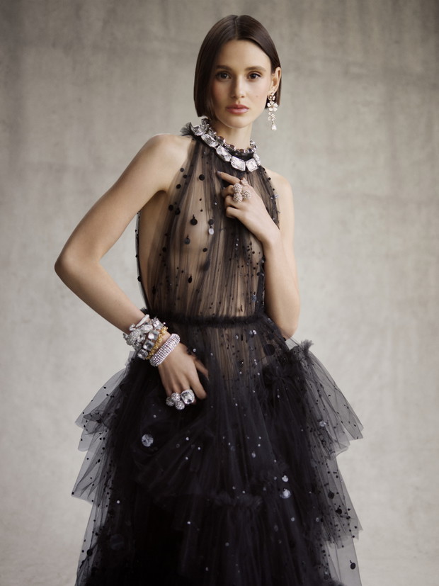 Kolekcja Oscar de la Renta Pre-Fall 2023 zachwyca. To najpiękniejsze sukienki, jakie zobaczycie dziś w internecie