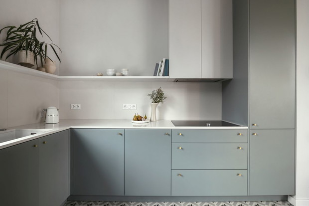 Łagodne pastele w domu prawniczki, projekt wnętrza: Małgorzata Kasperek, architekt wnętrz Decoroom, Projekt kuchni: Katarzyna Fotek, architekt wnętrz Decoroom Kitchen