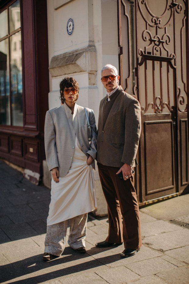 Street fashion po francusku. To najlepsze stylizacje paryżanek (oraz redaktorek mody i blogerek) z tygodnia mody w Paryżu jesień-zima 2023/2024