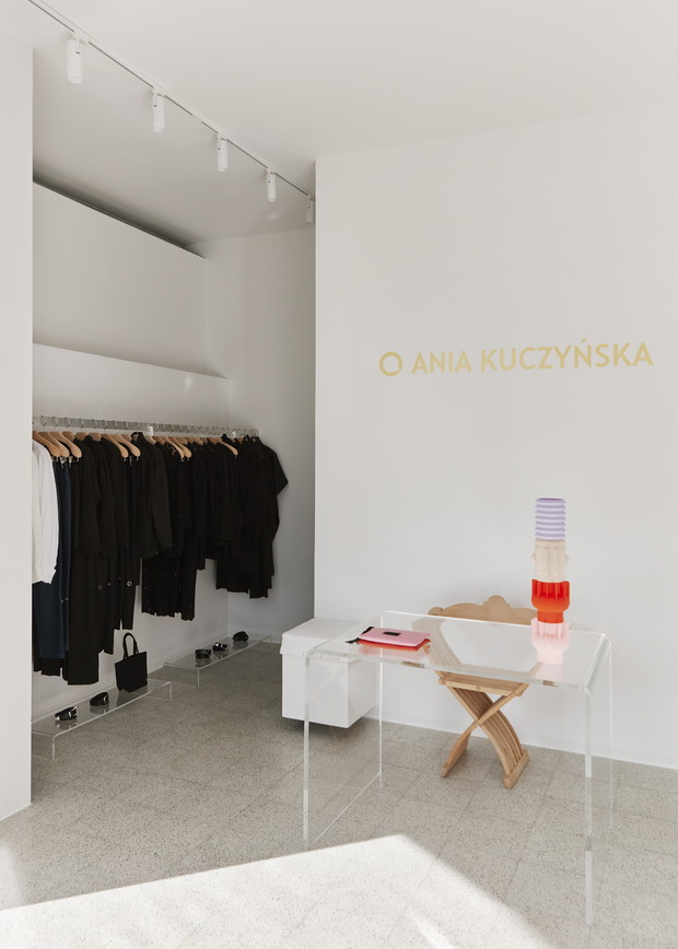 Flagowy sklep Ania Kuczyńska, Rozbrat 28/30