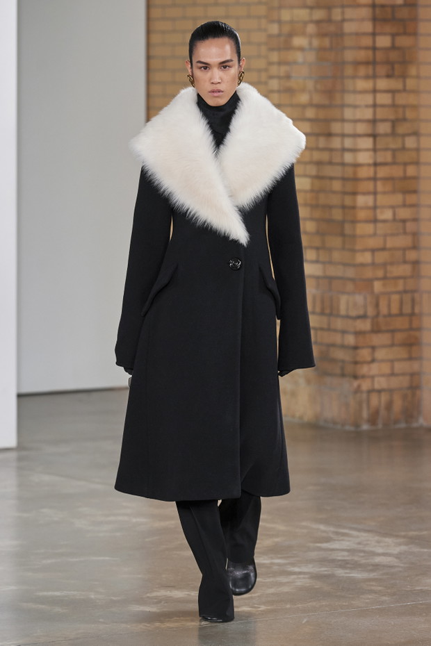 Proenza Schouler jesień-zima 2022/2023. Ekspersyjny minimalizm