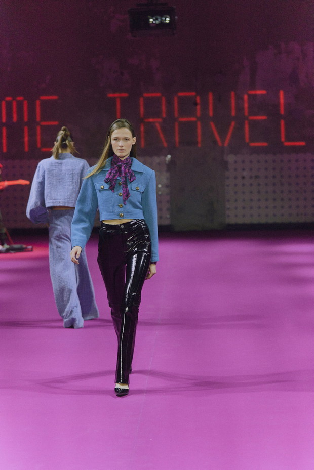 Skórzane spodnie na wybiegach Copenhagen Fashion Week jesień-zima 2022/2023