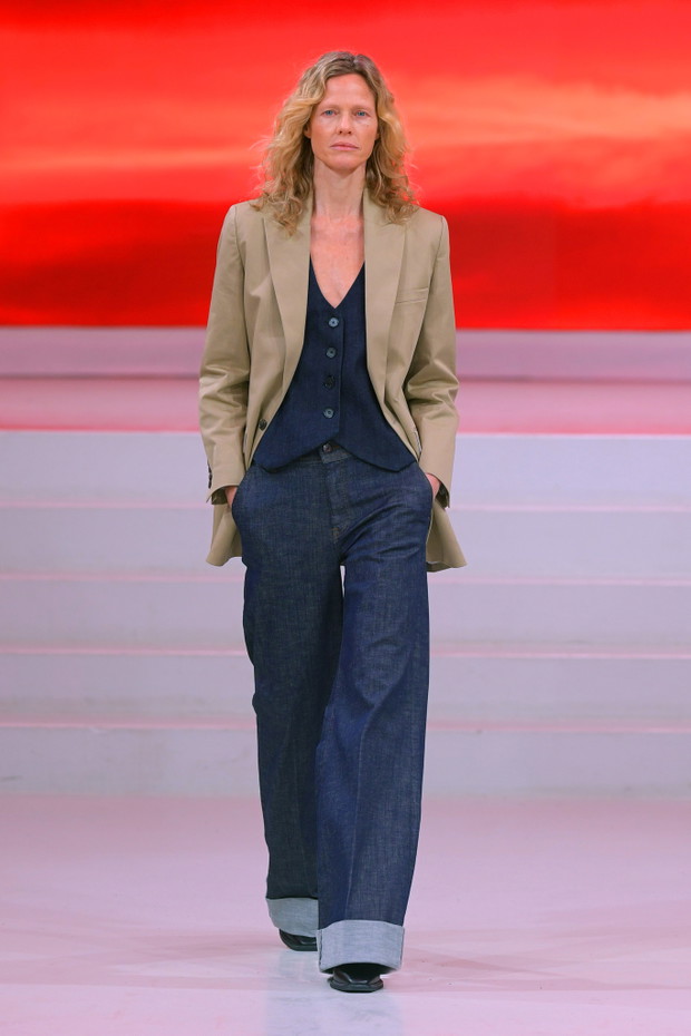Tomorrow Denim jesień-zima 2022/2023. Podróże w czasie