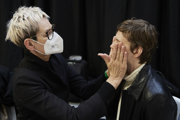 Backstage świata mody: Loewe FW22