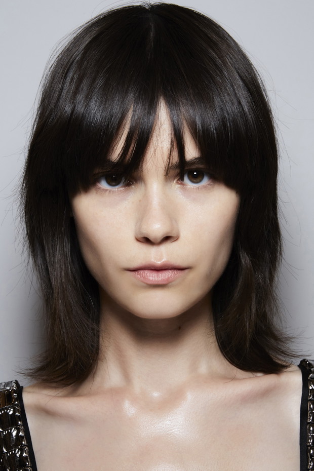 Modne fryzury wiosna-lato 2022: Roberto Cavalli