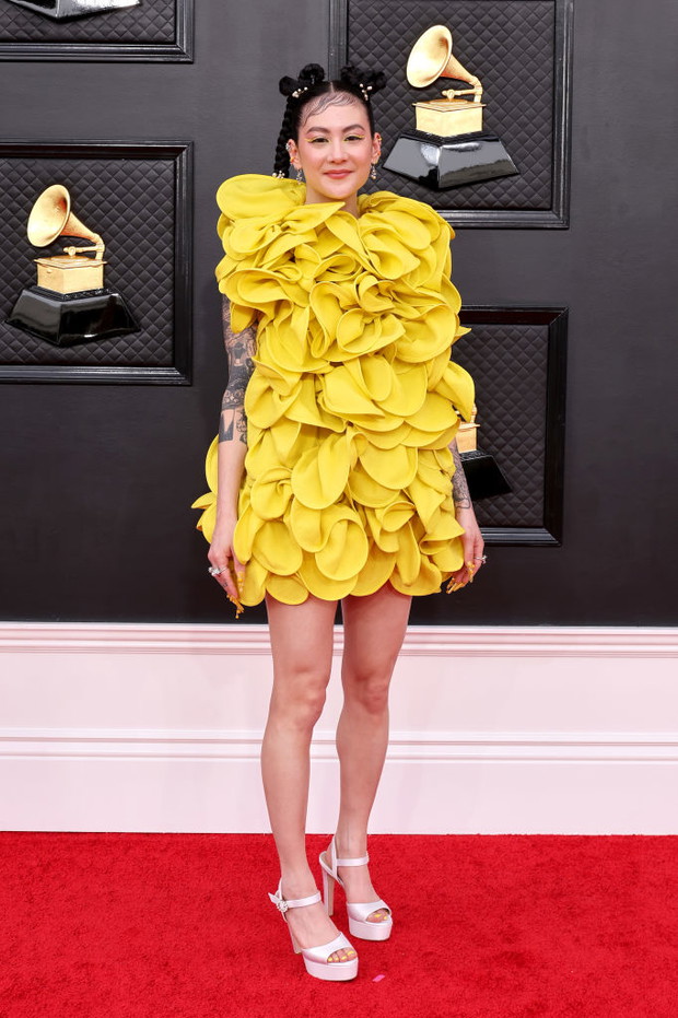 Grammy 2022: kreacje gwiazd