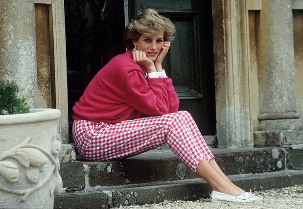 Księżna Diana - stylizacje. Moda z lat 80.