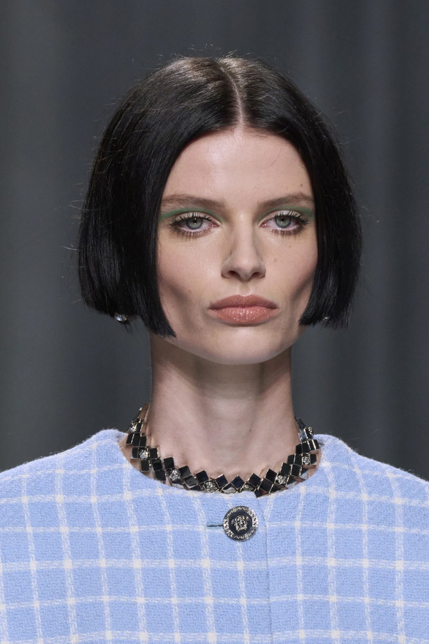 Makijaż cut crease na wybiegu