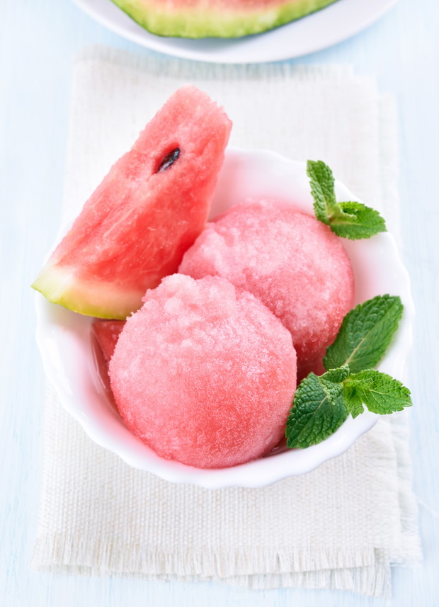 Przepisy na domowe lody: sorbet arbuzowy