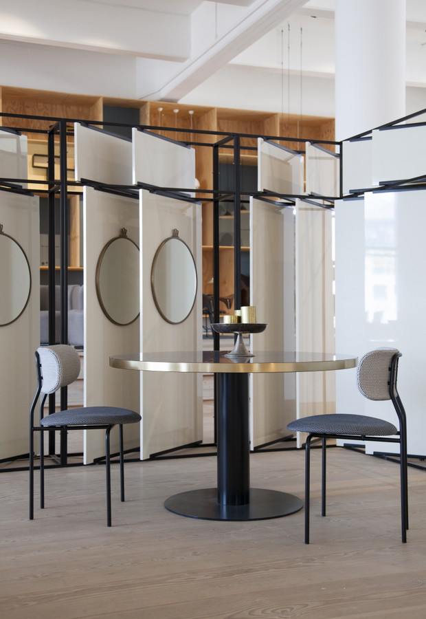Kopenhaski showroom GUBI w letniej odsłonie