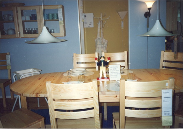 Stół SÖRGÅRDEN