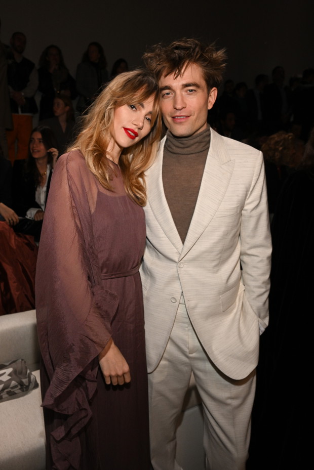 Robert Pattinson i Suki Waterhouse