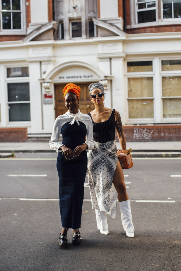 Street fashion na London Fashion Week SS24