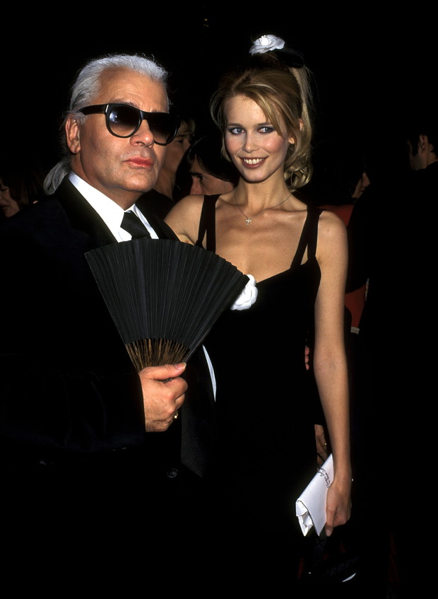 Karl Lagerfeld i Claudia Schiffer, 1995 rok
