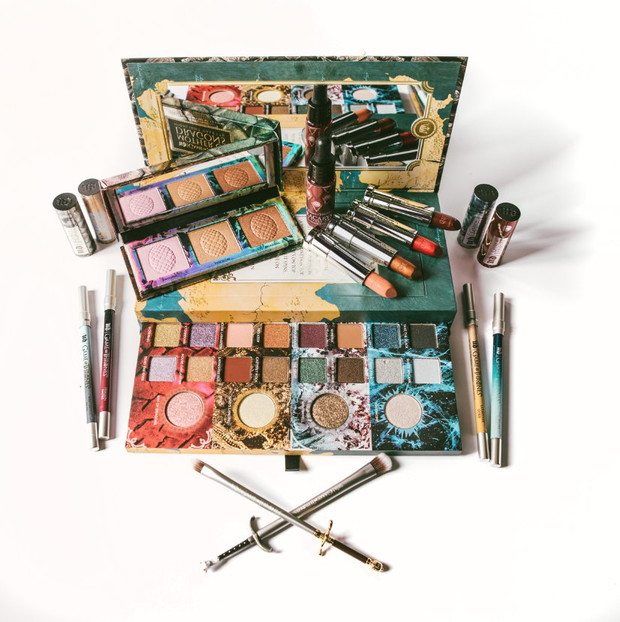 Paleta cieni Urban Decay x Game of Thrones