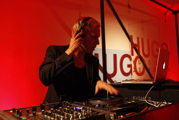 RED NEVER FOLLOWS - wystawa z okazji 20. urodzin HUGO