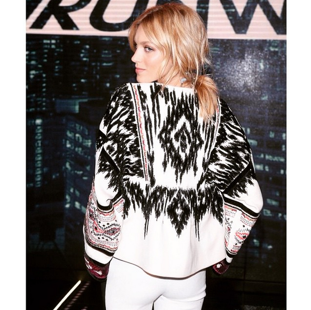 Anja Rubik na planie Project Runway 2: stylizacje modelki