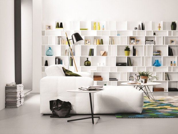 Salon w neutralnych barwach