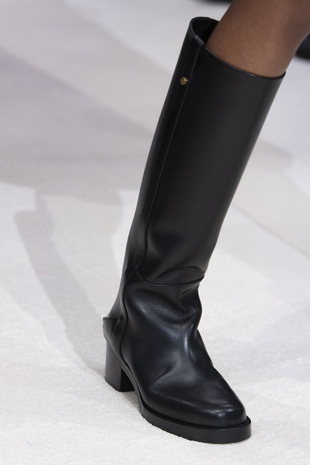 Buty na jesień damskie (2020): trendy z wybiegów