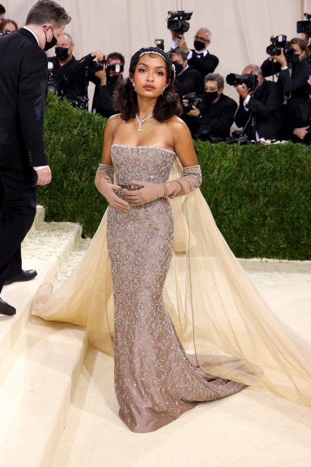 Stylizacje Met Gala 2021: suknie gwiazd