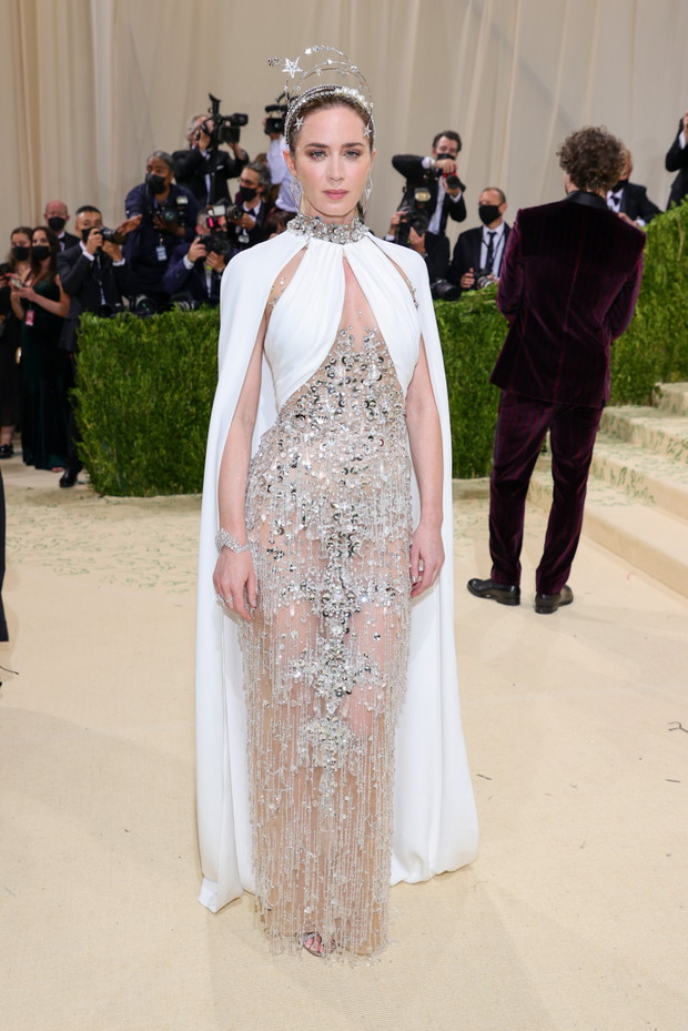 Stylizacje Met Gala 2021: suknie gwiazd