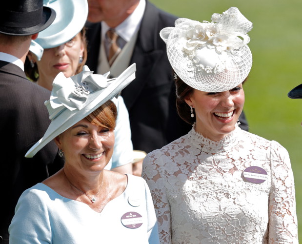 Mamy gwiazd: Kate i Carole Elizabeth Middleton