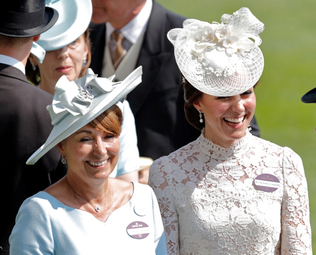 Mamy gwiazd: Kate i Carole Elizabeth Middleton