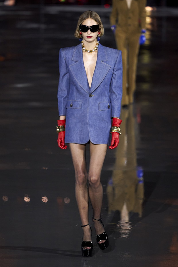 Trendy wiosna-lato 2022: dopamine dressing