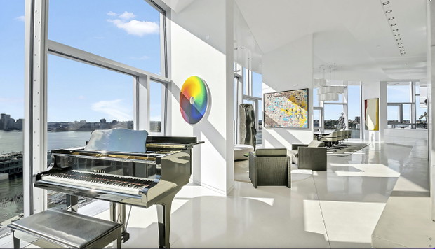 penthouse w 100 Eleventh Avenue