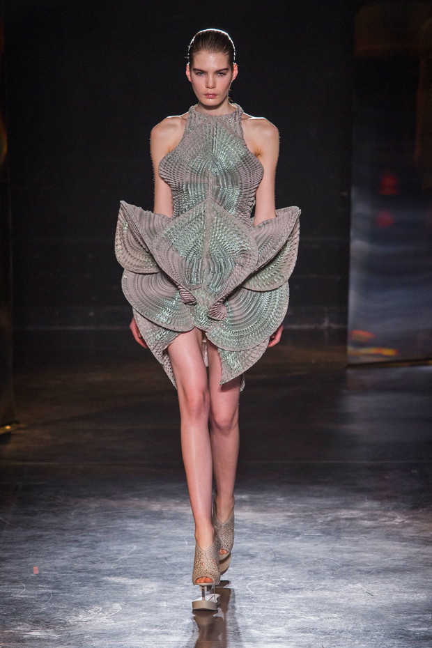Iris van Herpen jesień-zima 2016/2017