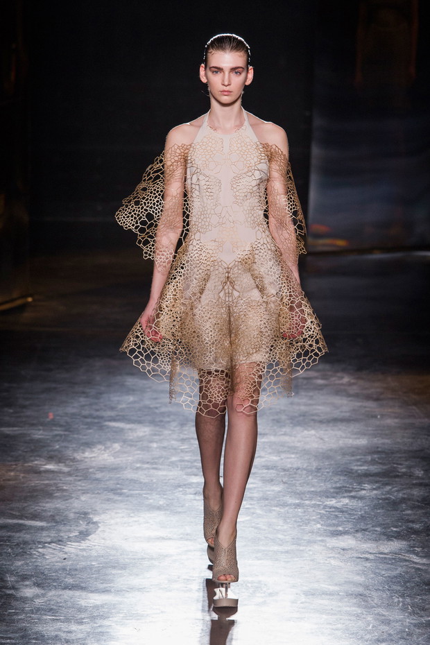 Iris van Herpen jesień-zima 2016/2017