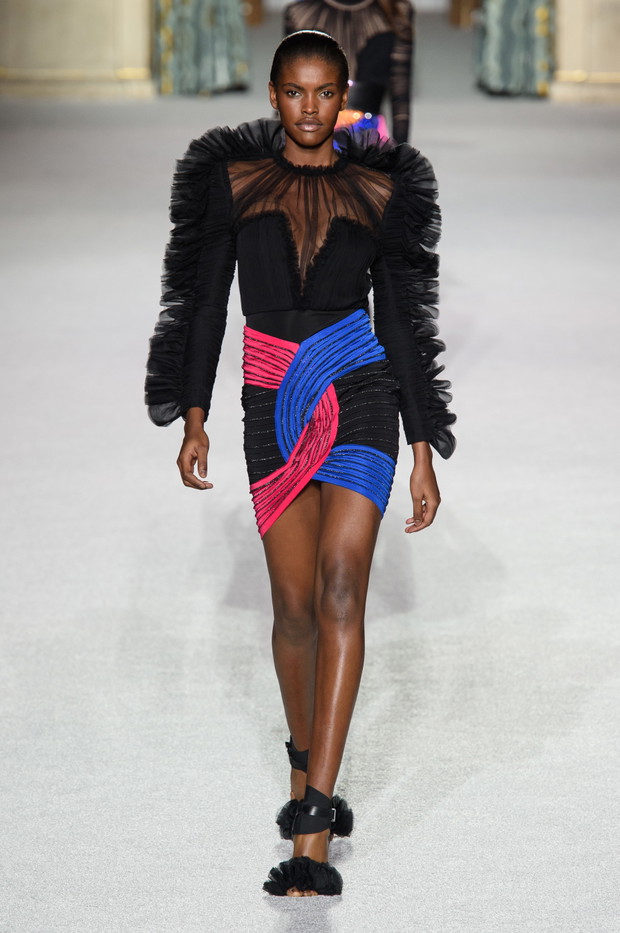 Najnowsza kolekcja Balmain