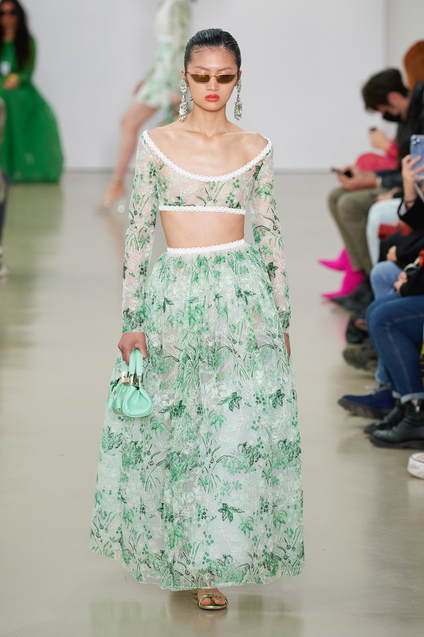 Giambattista Valli wiosna-lato 2022