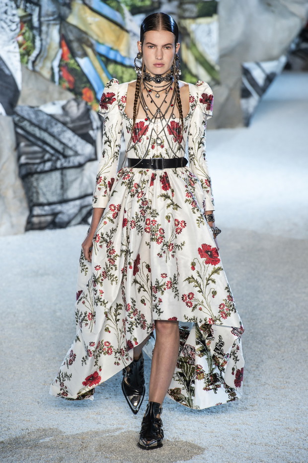 Pokaz Alexander McQueen SS19